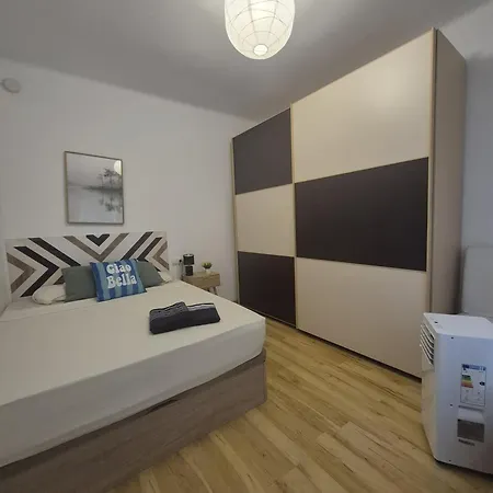 Design Residences - アパート